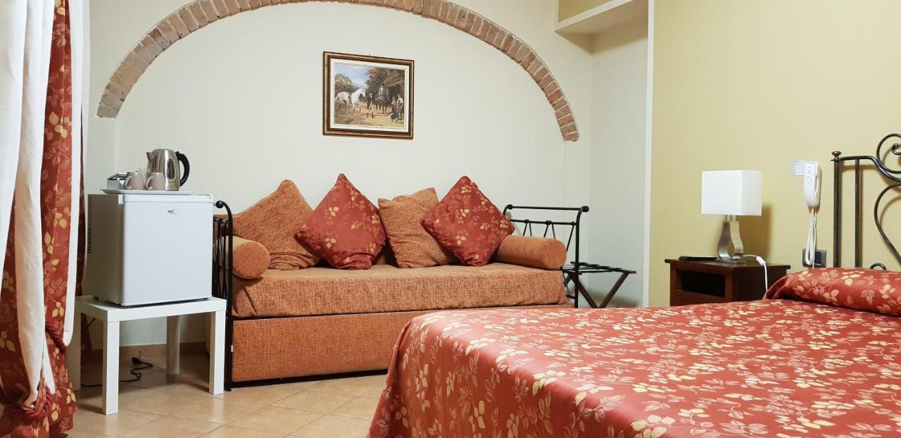 La Regibussa - Hotel Ristorante Асті Екстер'єр фото